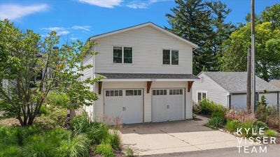 /international/us/7007-goldenrod-avenue-ne-rockford-mi-110109068339/