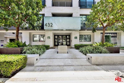 /international/us/432-n-oakhurst-dr-beverly-hills-ca-110107748618/