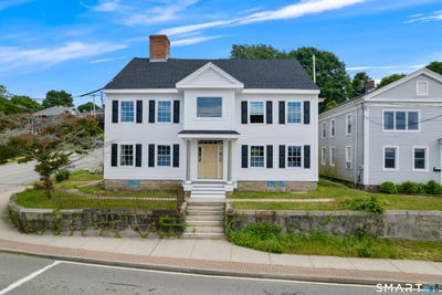 /international/us/108-thames-street-groton-ct-110108441057/