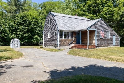 /international/us/350-n-main-st-raynham-ma-110108806243/