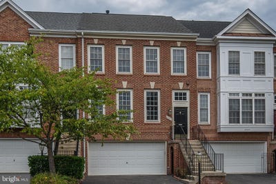/international/us/24635-kings-canyon-square-aldie-va-110107872002/