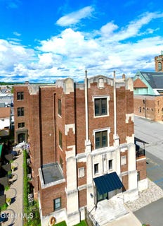/international/us/34-william-street-mechanicville-ny-110106497220/