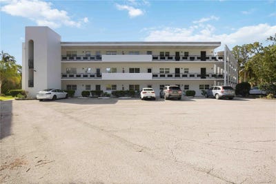 /international/us/100-el-camino-drive-winter-haven-fl-110106981571/