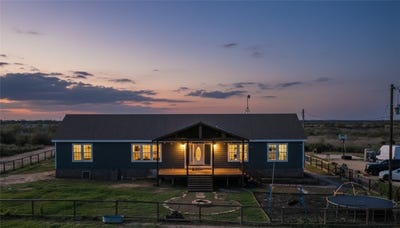 /international/us/313-county-road-3033-orange-grove-tx-110104503340/