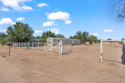 /international/us/5227-cerritos-avenue-los-lunas-nm-110101358547/