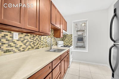 /international/us/6811-owls-head-court-brooklyn-ny-110107312318/