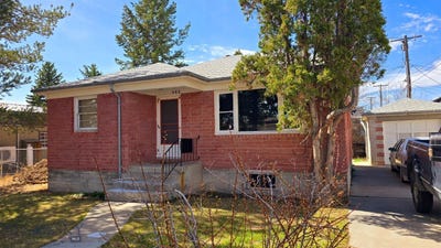 /international/us/524-e-glendale-street-dillon-mt-110098691416/