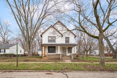 /international/us/527-howard-st-niles-mi-110106957746/