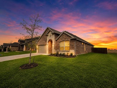 /international/us/1373-madeline-lane-krum-tx-110107885459/