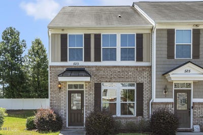 /international/us/523-berry-chase-way-cary-nc-110100373285/?lang=en