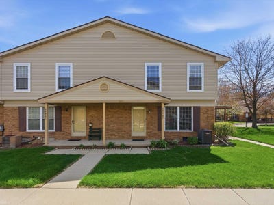 /international/us/68463-rosewood-lane-richmond-mi-110108380209/