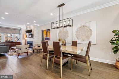 /international/us/10340-grosvenor-pl-north-bethesda-md-110107197086/