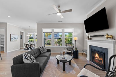 /international/us/916-market-house-way-cary-nc-110120464024/