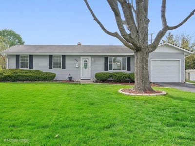 /international/us/605-commanche-court-carol-stream-il-110107801412/