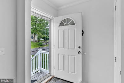 /international/us/20-golfview-drive-quakertown-pa-110099991826/