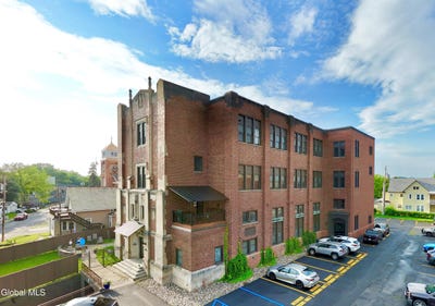 /international/us/34-williams-street-mechanicville-ny-110100750994/