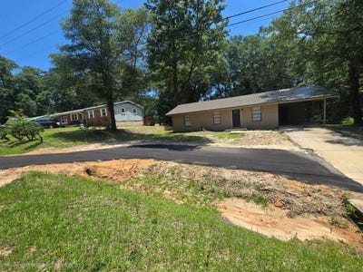 /international/us/1327-mixon-school-rd-ozark-al-110107600929/