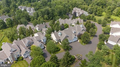 /international/us/5859-hickory-hollow-lane-doylestown-pa-110101265212/