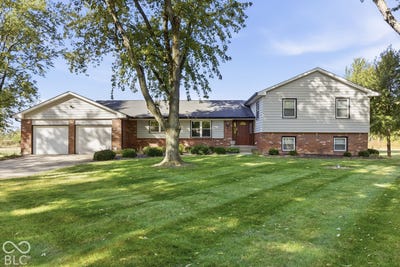 /international/us/916-n-350-w-greenfield-in-110120694388/
