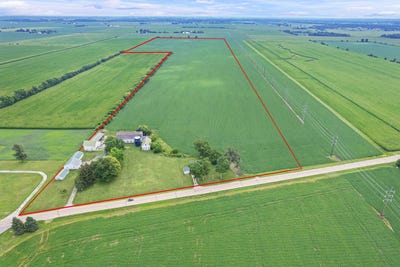 /international/us/3720-w-sandwich-road-sandwich-il-110101152645/