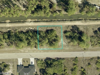 /international/us/1331-e-12th-street-lehigh-acres-fl-110120893459/