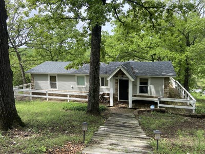 /international/us/5186-county-road-370-eucha-ok-110099185752/