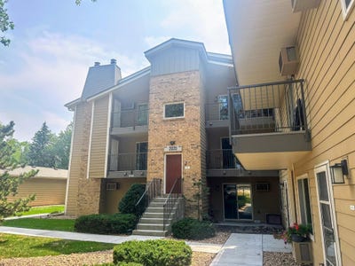 /international/us/2020-ridge-drive-saint-louis-park-mn-110119516006/