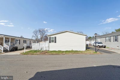 /international/us/14508-united-drive-chantilly-va-110106569316/