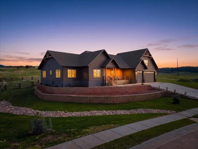/international/us/2301-bridgestone-cir-spearfish-sd-110108226011/