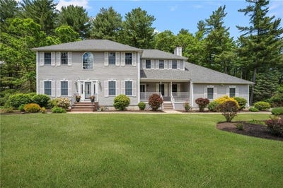 /international/us/95-river-farm-drive-east-greenwich-ri-110108424755/