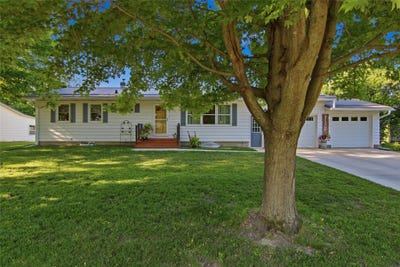 /international/us/315-baldwin-street-augusta-wi-110108503899/