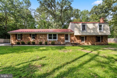 /international/us/14117-beverly-drive-hughesville-md-110109825589/