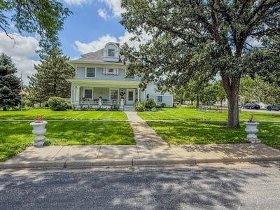 /international/us/487-3rd-st-phillipsburg-ks-110106075656/