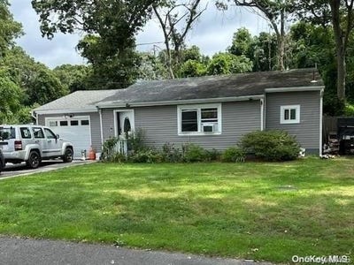 /international/us/87-gould-road-centereach-ny-110106549640/