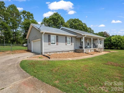 /international/us/266-asheland-drive-ellenboro-nc-110101371149/