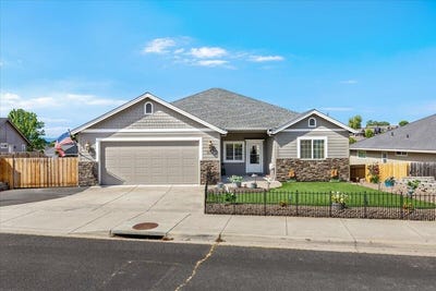 /international/us/1174-highlands-drive-eagle-point-or-110108171237/