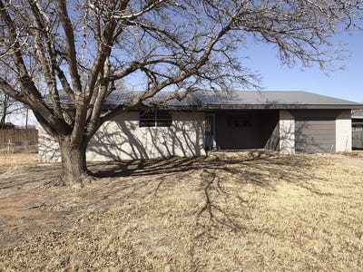 /international/us/307-e-5th-street-sundown-tx-110106369785/