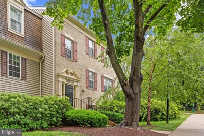/international/us/20205-shipley-terrace-germantown-md-110100344623/
