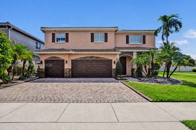 /international/us/1292-nw-205th-street-miami-gardens-fl-110120557862/