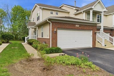 /international/us/357-ridge-road-north-aurora-il-110107996044/