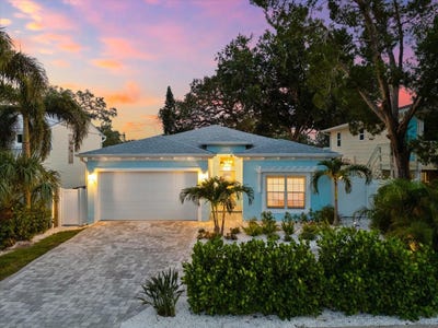/international/us/475-crystal-beach-crystal-beach-fl-110099888632/