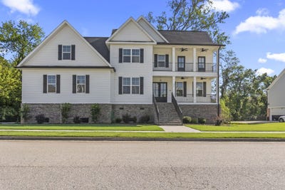 /international/us/592-rivernorth-drive-north-augusta-sc-110101119123/?lang=pt