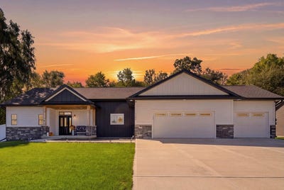 /international/us/3107-rockport-park-drive-janesville-wi-110120411990/