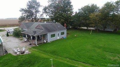 /international/us/15886-speaker-road-lynn-twp-mi-110100722353/