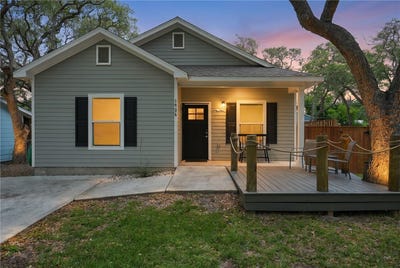 /international/us/1906-picton-rockport-tx-110108538156/