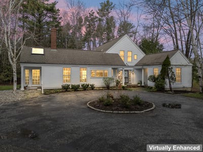 /international/us/18-zeitler-farm-road-brunswick-me-110108151728/