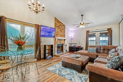 /international/us/744-lee-street-mesquite-tx-110106234127/