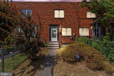 /international/us/3075-stevens-street-camden-nj-110101297684/