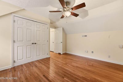 /international/us/618-woodland-drive-clinton-tn-110120536393/
