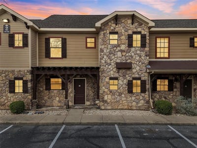 /international/us/2410-s-2nd-street-waco-tx-110104626561/